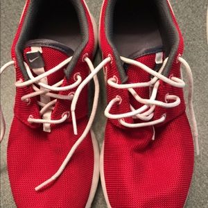Red Nike